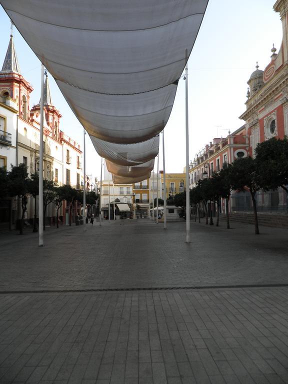 Apartamento Centro Plaza Salvador, Wifi Free& Parking Opcional Sevilla Buitenkant foto