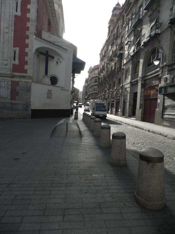 Apartamento Centro Plaza Salvador, Wifi Free& Parking Opcional Sevilla Buitenkant foto