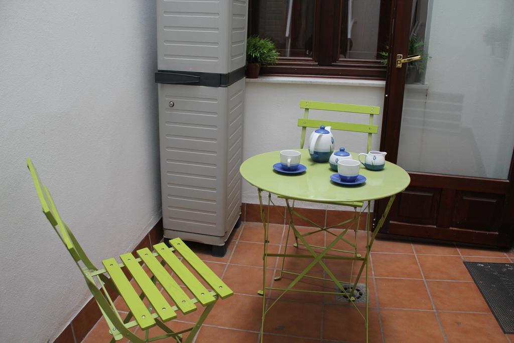 Apartamento Centro Plaza Salvador, Wifi Free& Parking Opcional Sevilla Buitenkant foto